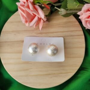 Big Pearl Studs