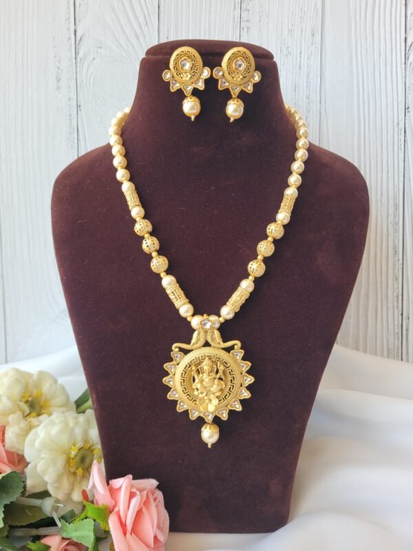 Ganesha Copper Pearl Set