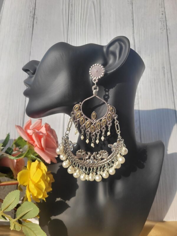 Shrishti Dual Tone Chandbali