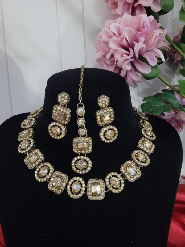 Kundan Golden Stone Set - Pattern 1
