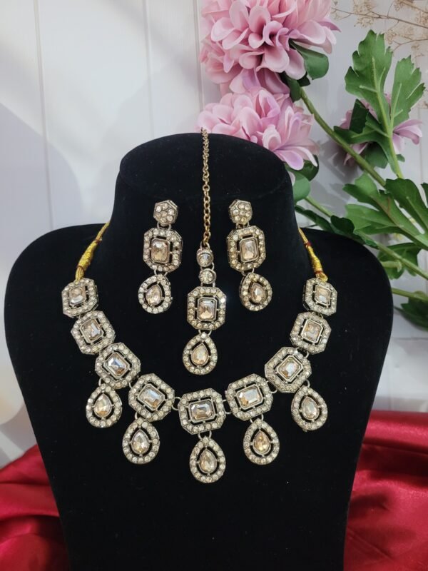 Kundan Golden Stone Set - Pattern 2