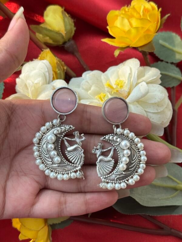 Moon Pearl Brass Earrings - Light Pink