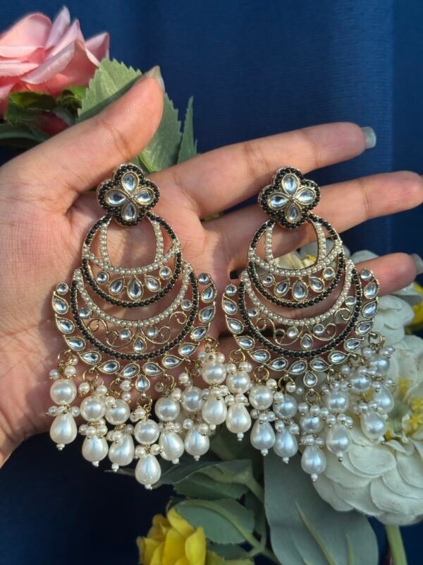 Heena Kundan Earrings - Black