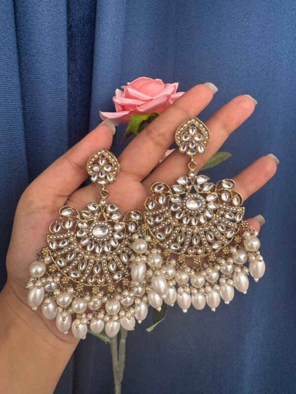 Aadya Kundan Earrings - White