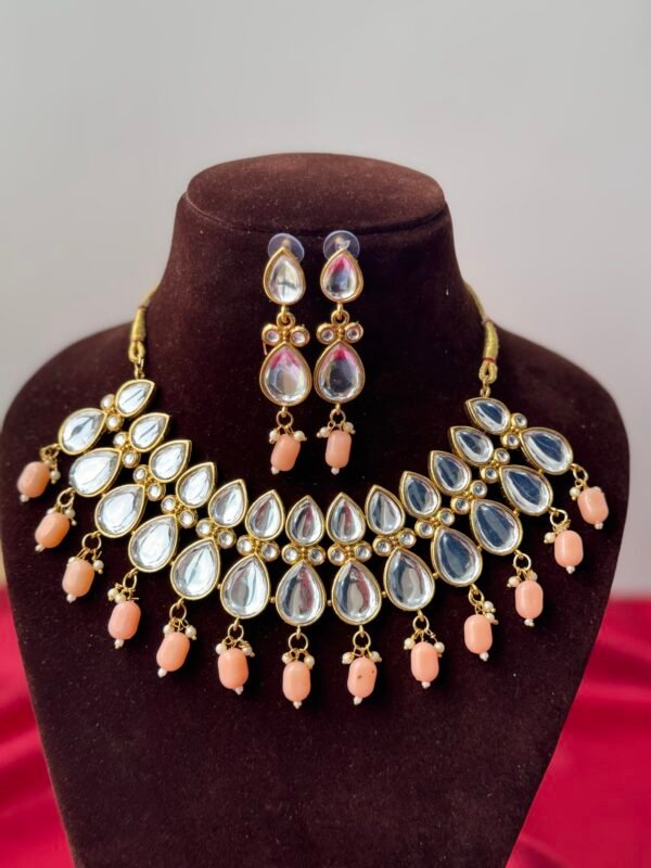 Ameesha Kundan Set - Peach