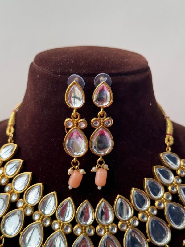 Ameesha Kundan Set - Peach - Image 2