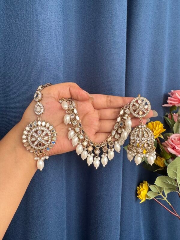 Mirror Bahubali Jhumka Kaan Chain Earrings With Mangtika