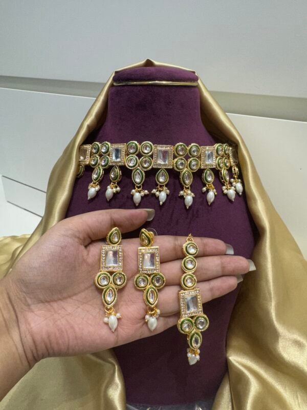 Veena Premium Kundan Set - White