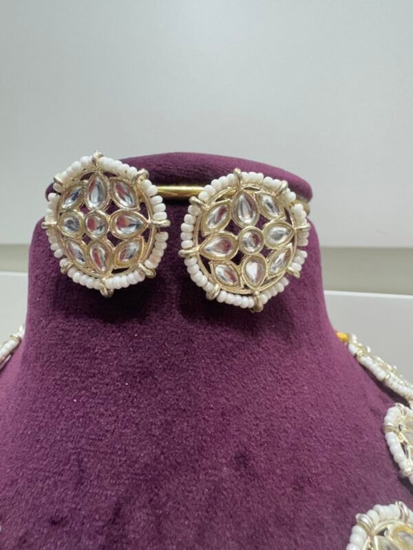 Kundan Golden Choker with Studs - Image 2