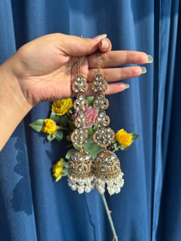 Vanya Kundan Jhumka With Kaan Chain - White