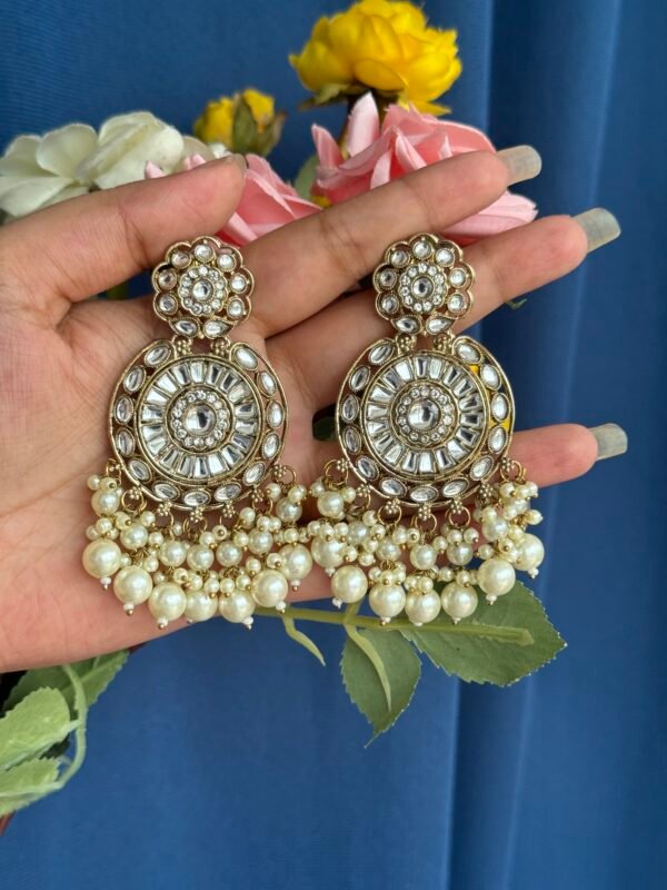 Pavini Crystal Earrings - White