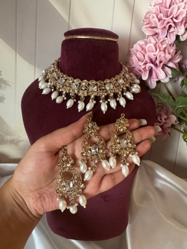 Mohini Premium Kundan Set - White
