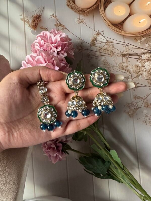 Anika Kundan Necklace with Mangtika - Blue - Image 3