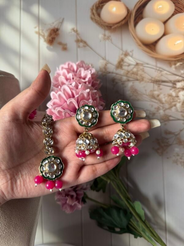 Anika Kundan Necklace with Mangtika - Dark Pink - Image 3