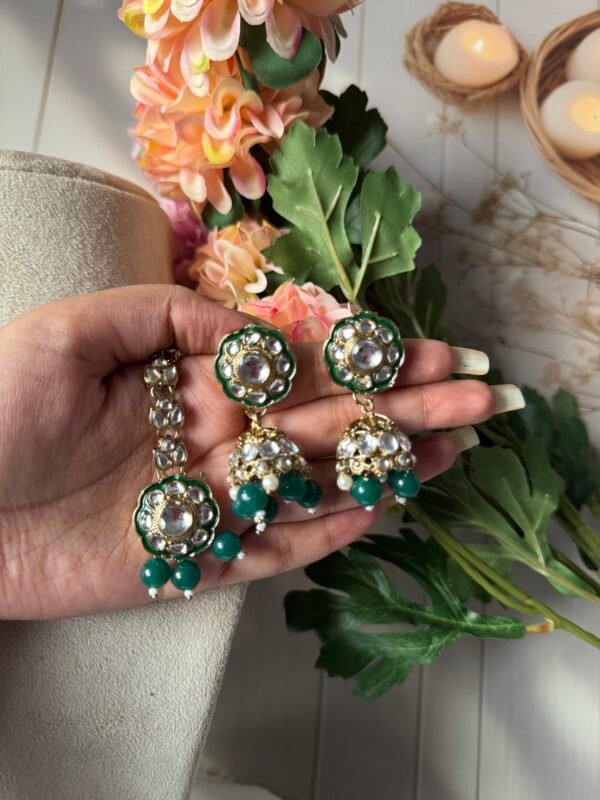 Anika Kundan Necklace with Mangtika - Dark Green - Image 3