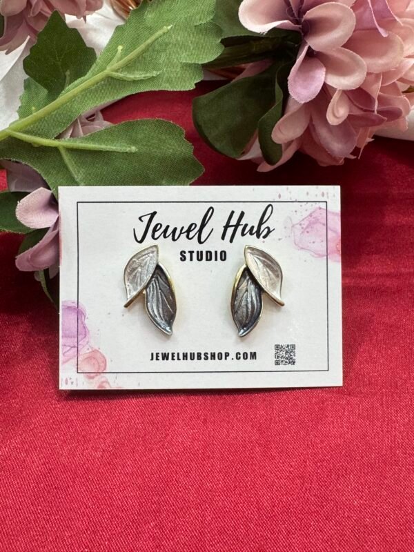 Dual Shade Leaf Earrings