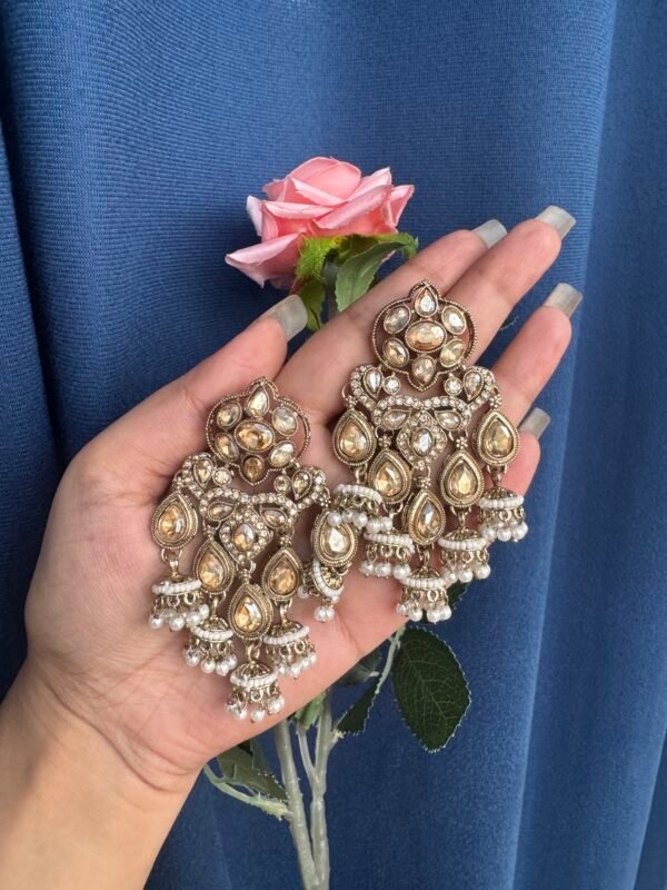 Kamli Kundan Earrings - Golden
