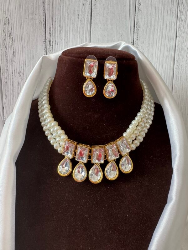 Pearl Stone Set