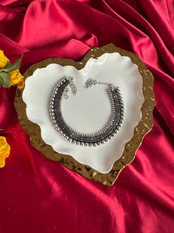Sleek German Silver Choker