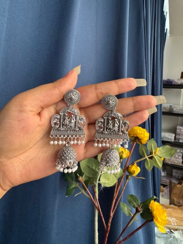 Doli Earrings with Pearls