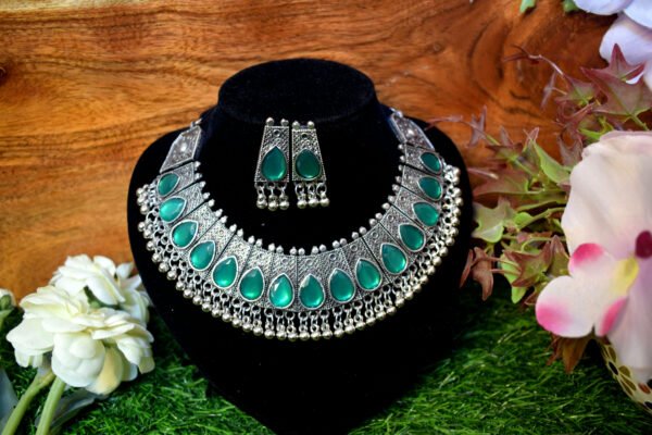 Kundan Oxidised Set - Dark Green